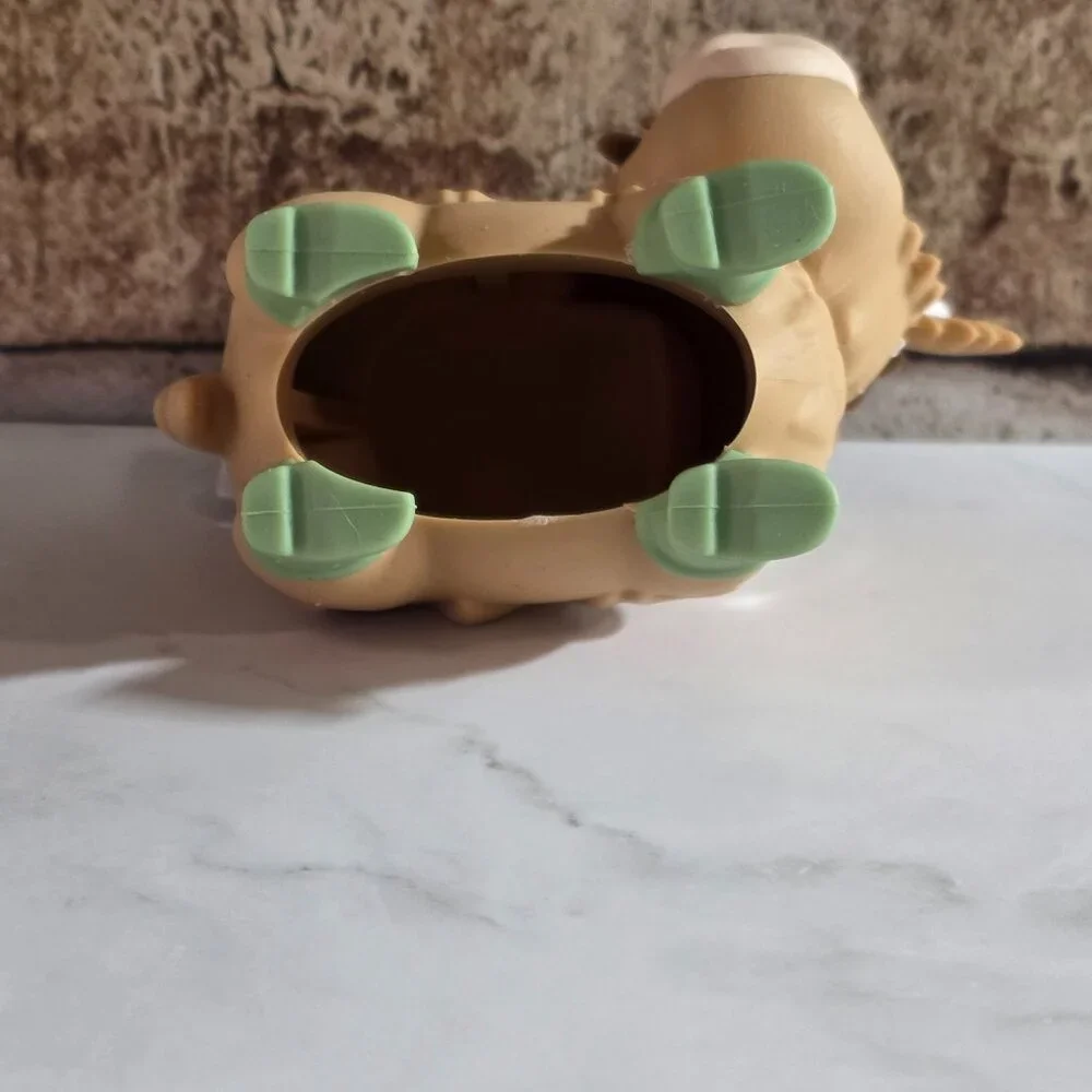 Bath & Body Works Pocketbac Hand Sanitizer Gel Holder Highland Cow - NWT - Picture 4 of 4